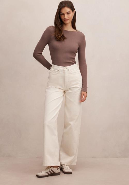 Forever New - Alaia knit rib top in deep taupe