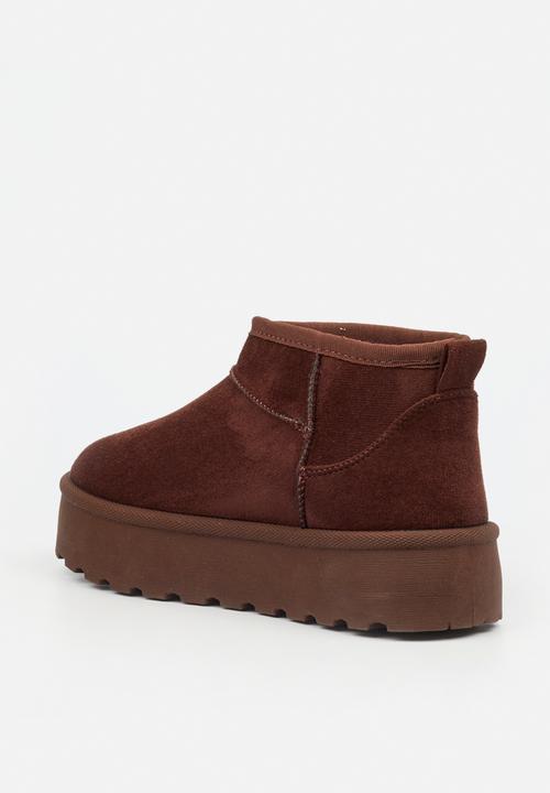 Miss Black - Bae 9 gold zip fur ankle boot - chocolate