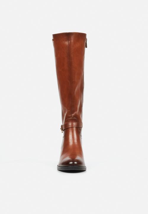 Miss Black - Earth 1 gold buckle stretch rider boot - tan