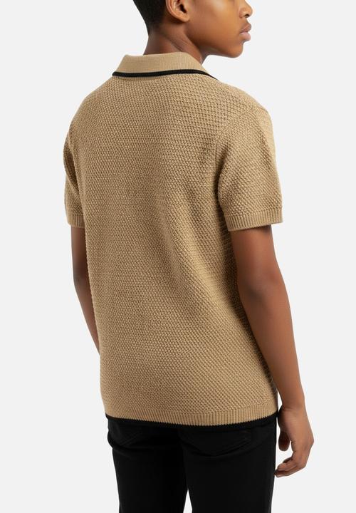 POLO - Boys Sipho Knitted Ss Golfer - Camel