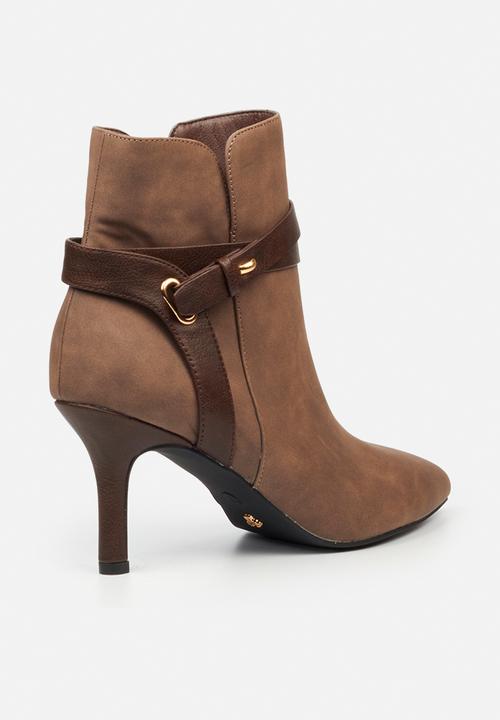 Butterfly Feet - Lively 18 boot - chocolate