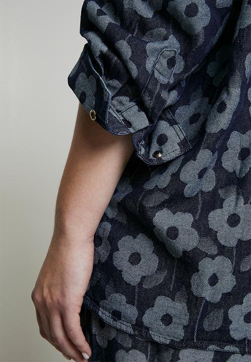 Me&B - Plus Denim Shacket - Daisy