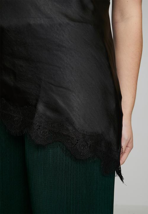 Me&B - Plus Lace Satin Cami - Black