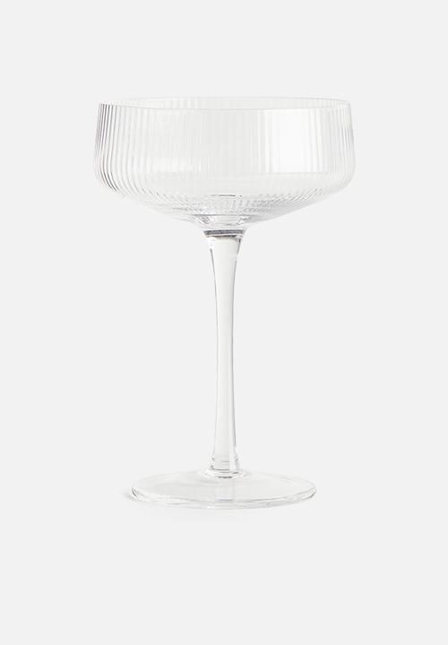 Fluted coupe - transparent