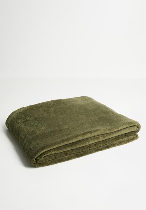 Sixth Floor - Fleece Throw - Olive
