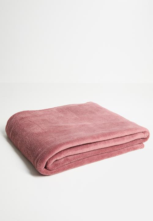 Sixth Floor - Fleece Throw - Dusty Pink