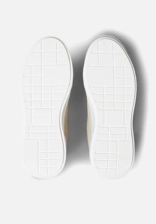 Calvin Klein - Chunky Cupsole Laceup - Stony Beige/Bright White