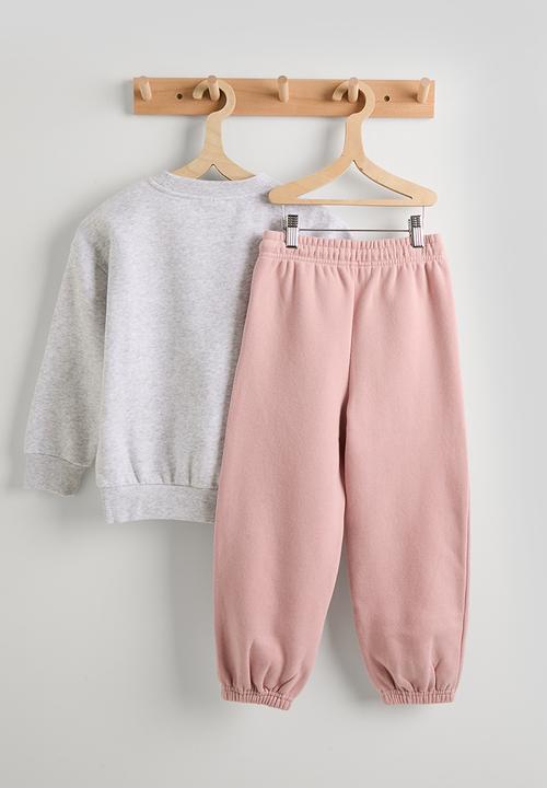 Cotton On - Sammy Oversized Crew & Relaxed Trackpant Pack - Grey Marle Hearts/Zephyr