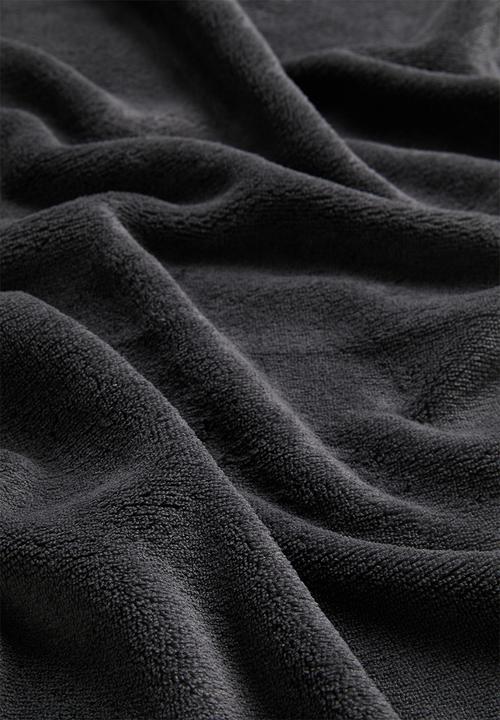 Sixth Floor - Fleece Throw - Charcoal
