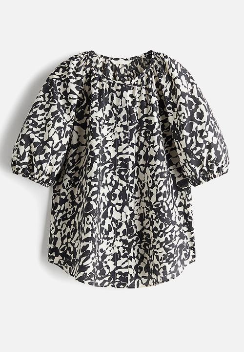 H&M - Balloon-sleeved blouse - white/black patterned