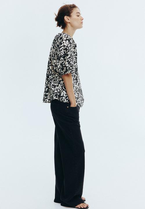 H&M - Balloon-sleeved blouse - white/black patterned