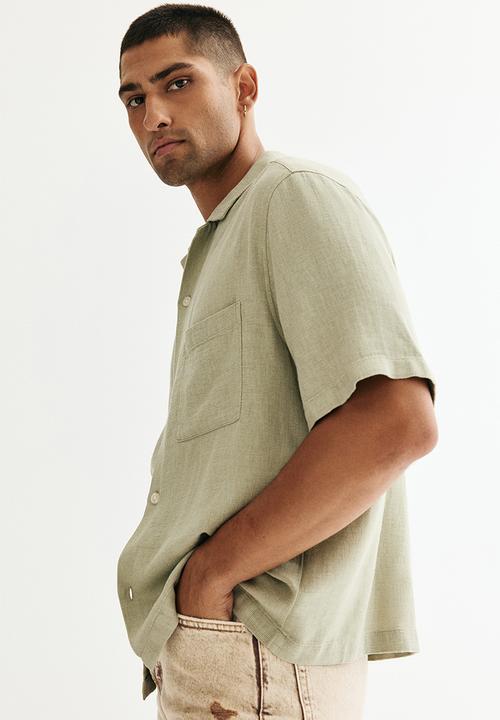 H&M - Regular fit linen-blend resort shirt - pistachio green