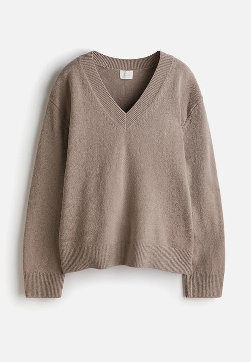 H&M - Oversized v-neck jumper - light mole