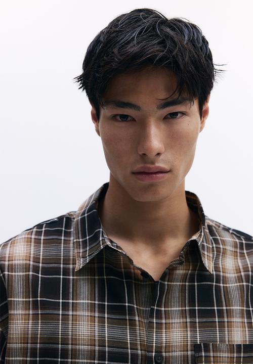 H&M - Relaxed fit short-sleeved shirt - brown/checked