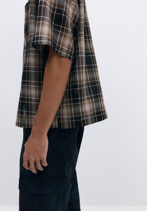 H&M - Relaxed fit short-sleeved shirt - brown/checked