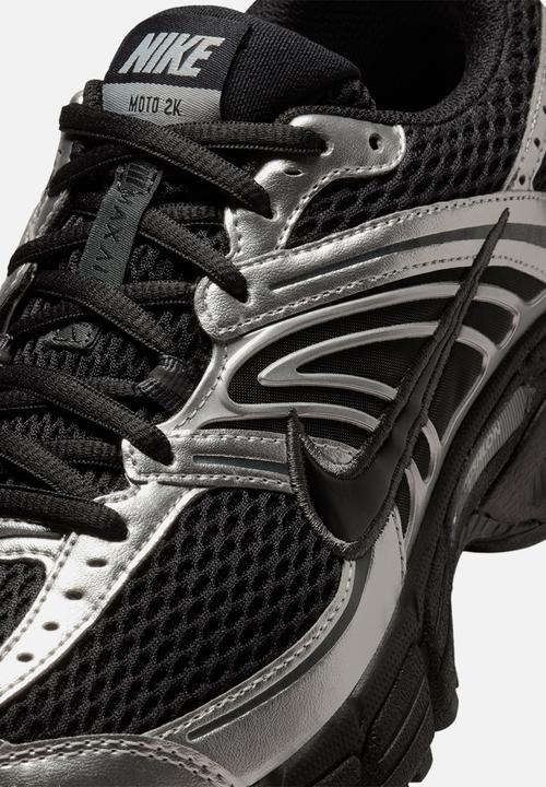 Nike - Nike Air Max Moto 2K