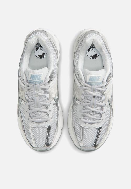 Nike - Nike Zoom Vomero 5