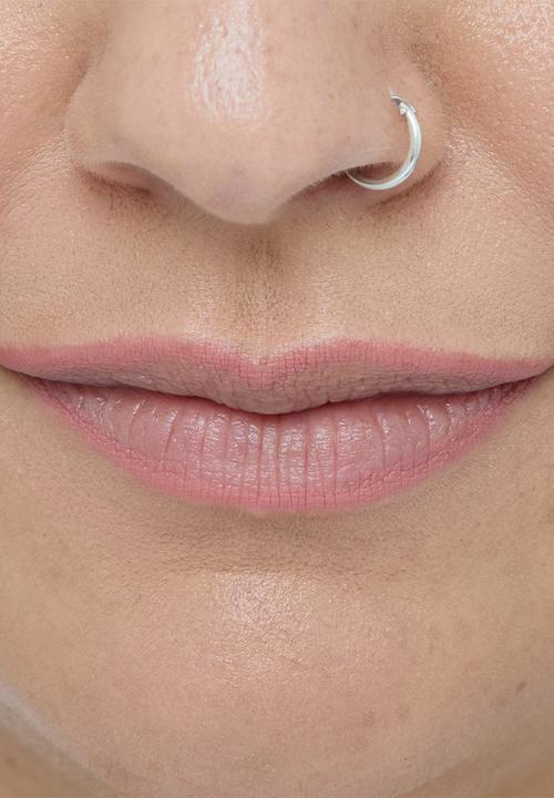 Revolution - Pout Bomb Plumping Lip Liner - Chauffeur Nude