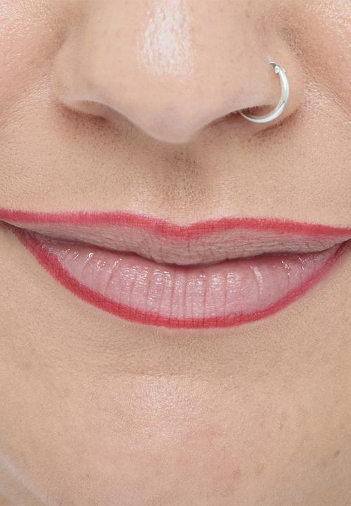 Revolution - Pout Bomb Plumping Lip Liner - Burnt Cherry Red