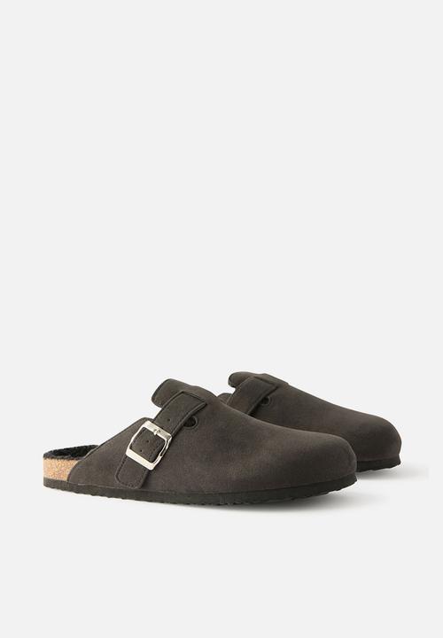 Cotton On - Rex buckle mule - black cosy.