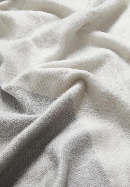 Haven & Earth  - Top Suede Bed Throw - Iron/Wild Dove