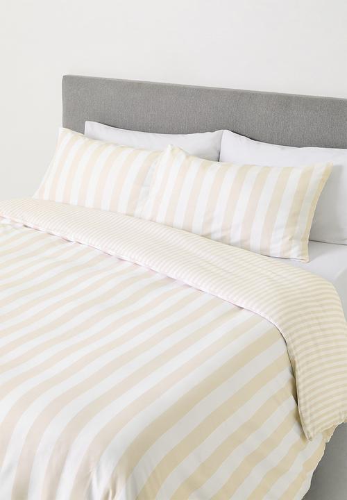 Sixth Floor - Stripe duvet cover - Stone