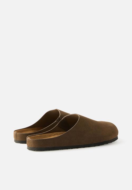 Cotton On - Blair Mule - choc micro.