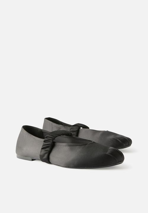 Cotton On - Brooklyn Mary Jane Ballet - black.