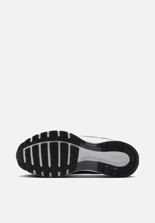 Nike - NIKE P-6000 Grade School