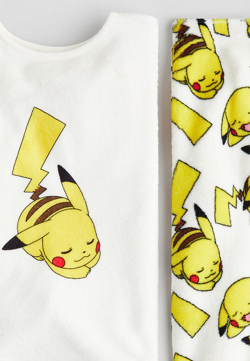 H&M - Velour pyjamas - white/pikachu