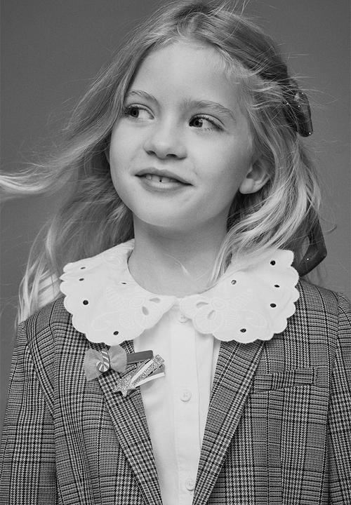 H&M - Embroidered peter pan-collared blouse - white
