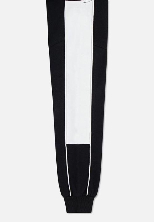 Converse - Cnvb Piping & Color Block Po H - Black