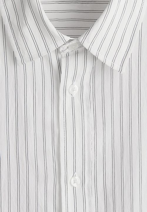 H&M - Relaxed fit shirt - white/striped