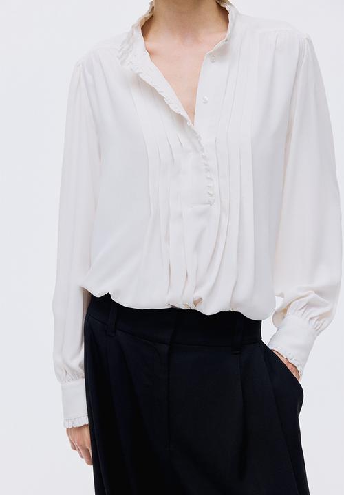 H&M - Frill-trimmed blouse - cream