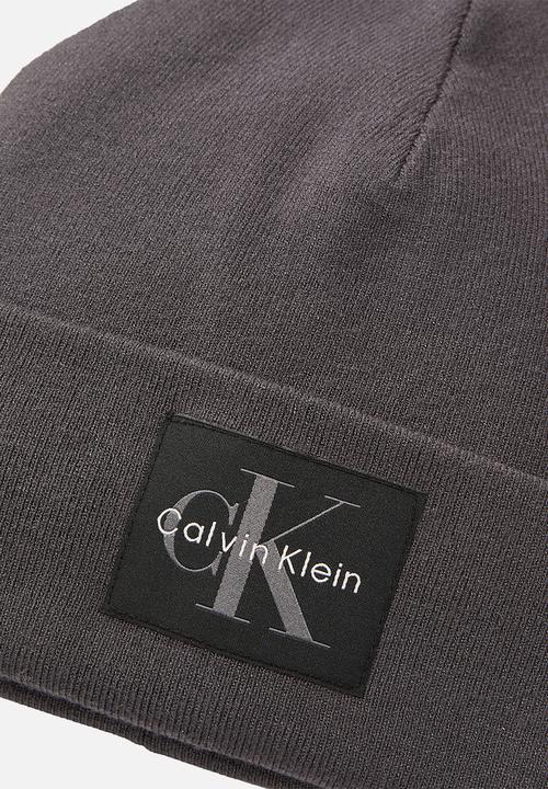 Calvin Klein - Monologo Patch Beanie - Gray Pinstripe