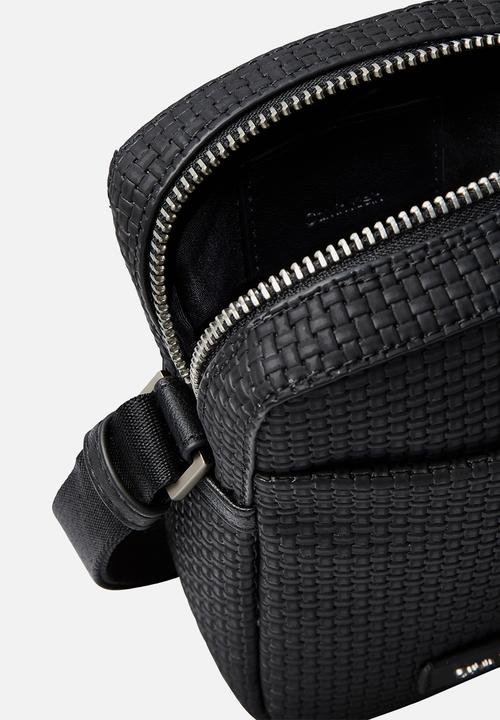Calvin Klein - Embossed Woven Slim Reporter - Black