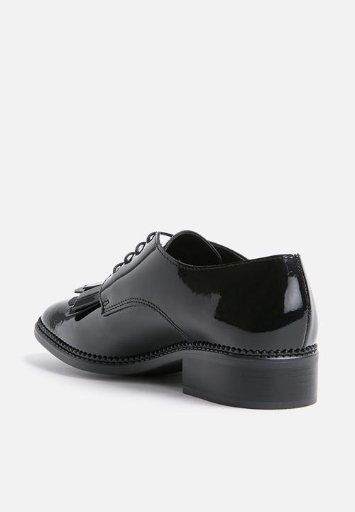 Pieces - Santon Brogue