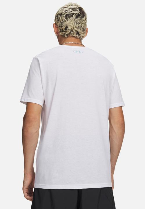 Under Armour - UA  LOGO COLLAGE Retro SS Tee - White/Posh Pink