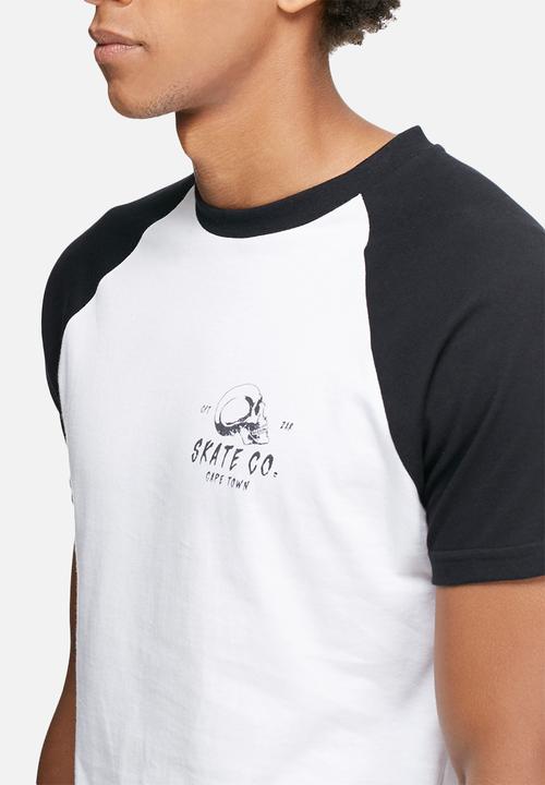 basicthread - Graphic raglan tee