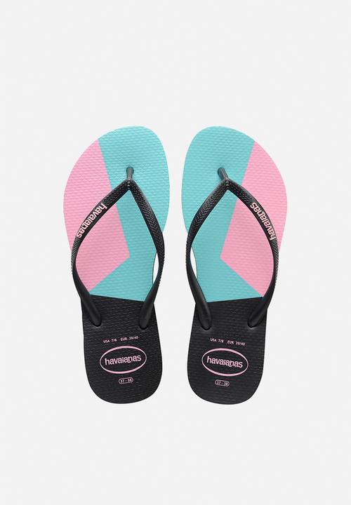 blue and pink havaianas