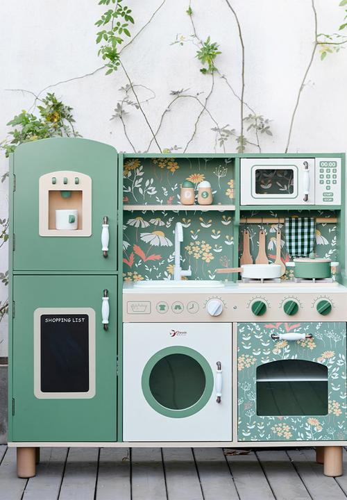 Greenbean Learning - Classic World - Pretend & Play - Vintage Kitchen