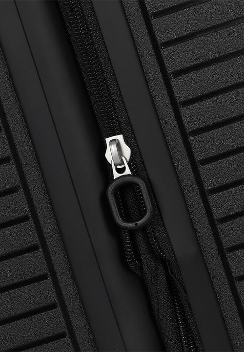 Travelite - Travelite Large Fiji 77Cm Trolley Case - Black