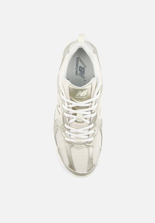 New Balance  - 530