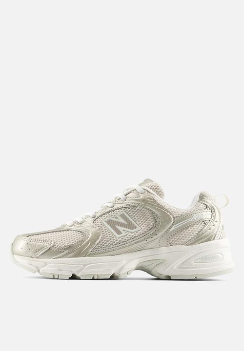 New Balance  - 530
