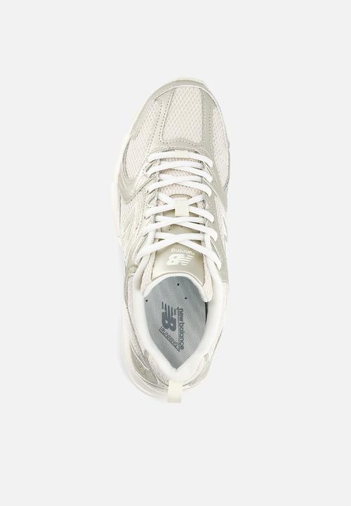 New Balance  - 530