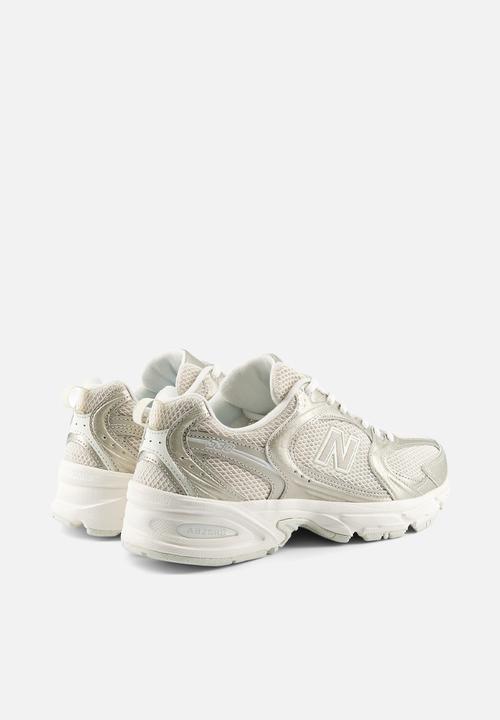 New Balance  - 530
