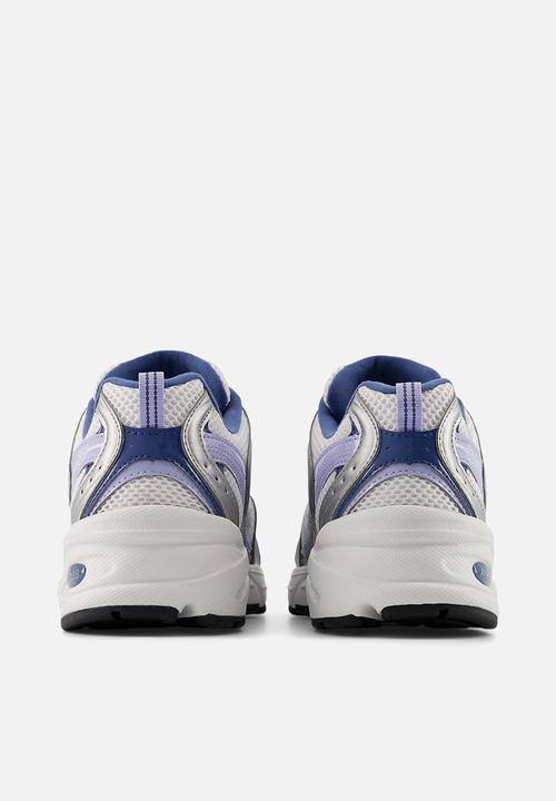 New Balance  - 530