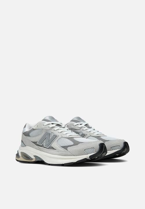 New Balance  - ABZORB 2010