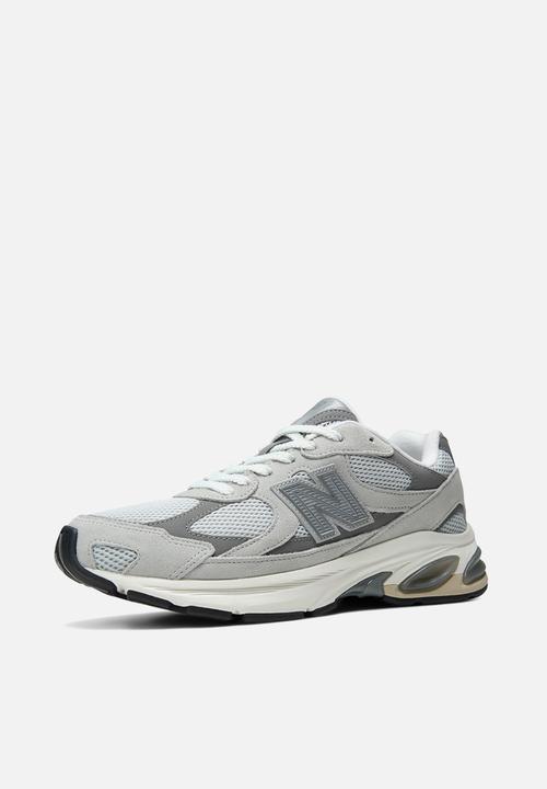 New Balance  - ABZORB 2010