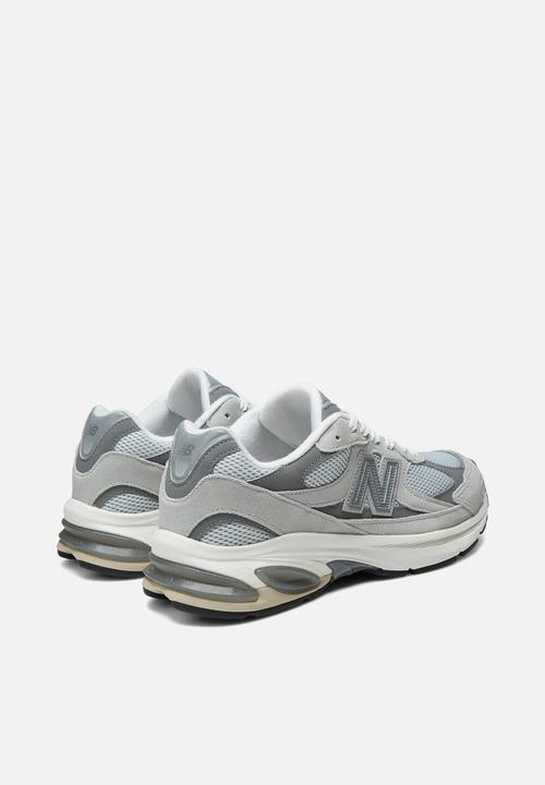 New Balance  - ABZORB 2010